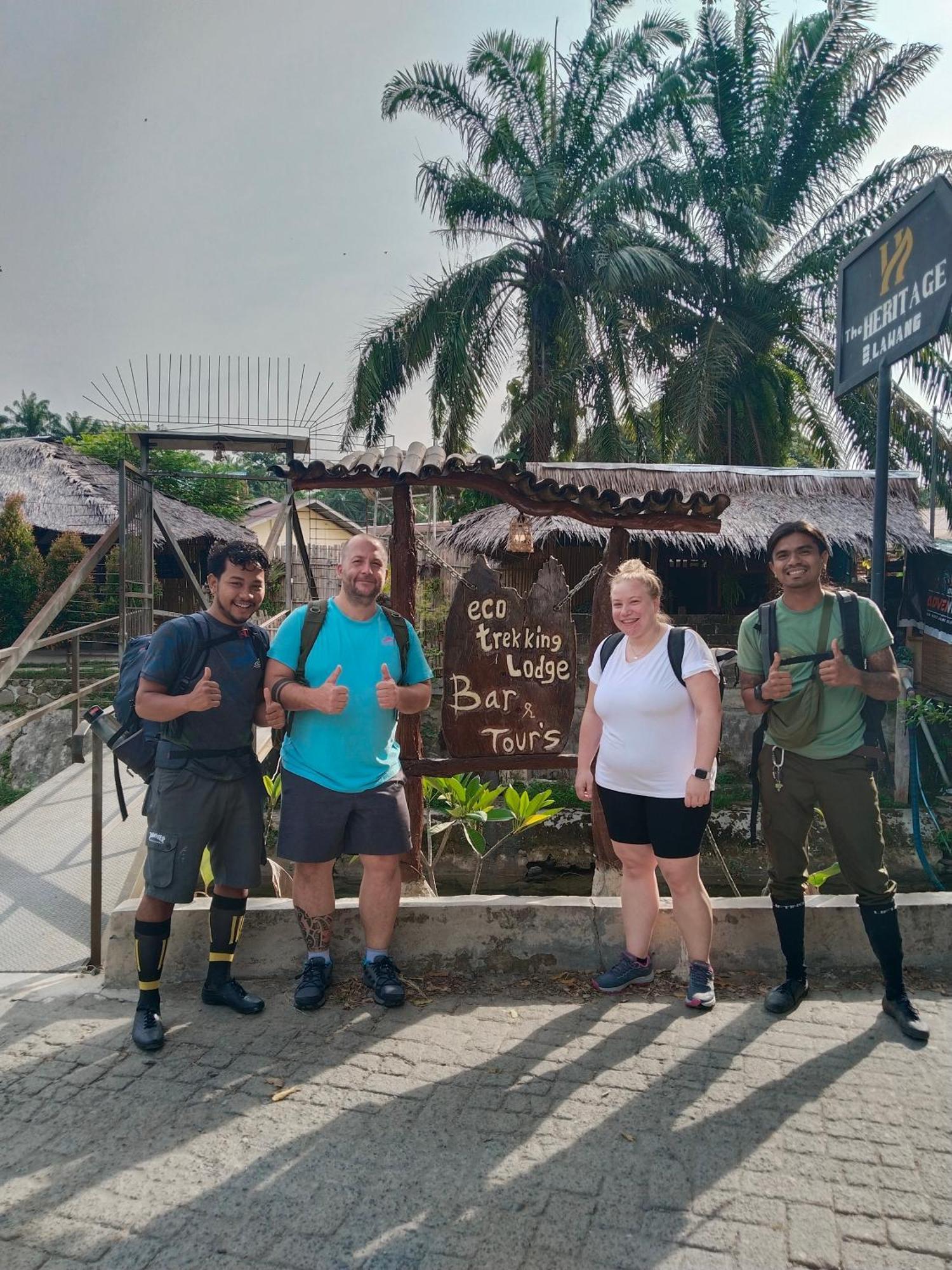 Eco Trekking Lodge, Bar & Jungle Tour'S Bukit Lawang Exterior photo